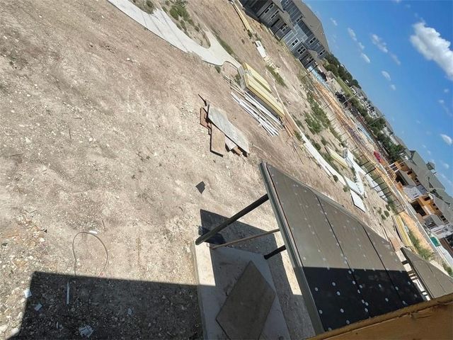 New construction Condo/Apt house 18, 3201 College Park Drive, Round Rock, TX 78664 - photo 5