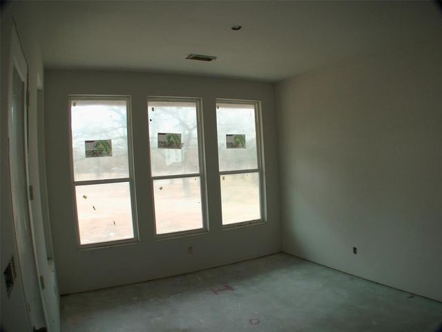 New construction Single-Family house 1045 Forest Glen Road, Weatherford, TX 76087 - photo 14