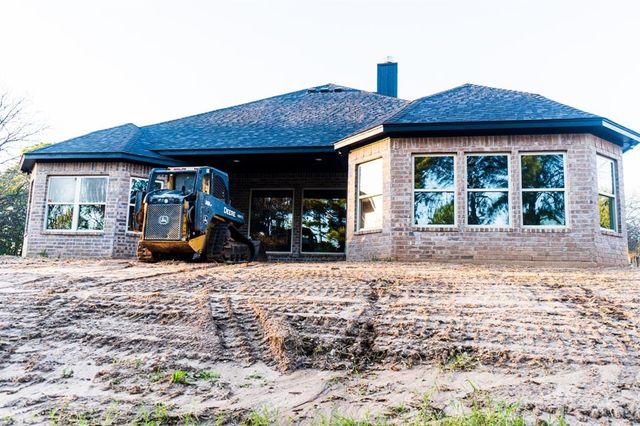 New construction Single-Family house 3703 Acorn Run, Granbury, TX 76049 - photo 31