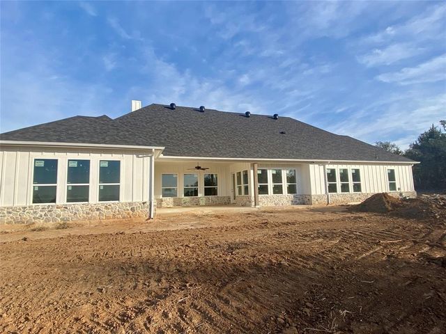 New construction Single-Family house 1074 Stagecoach Ranch Drive, Weatherford, TX 76085 - photo 4