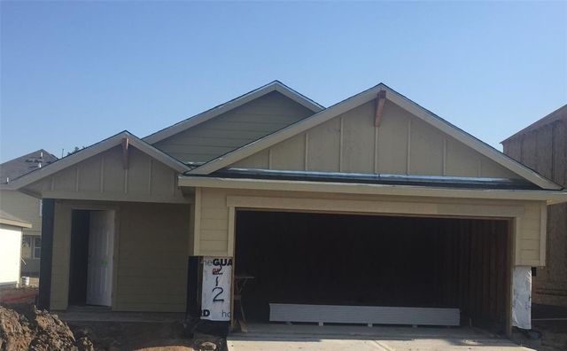 New construction Single-Family house 212 Lisa Marie Drive, Angleton, TX 77515 - photo 3