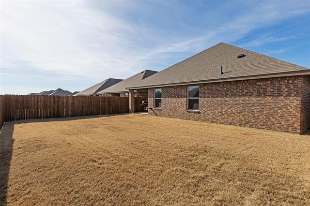New construction Single-Family house 34, 439 Beldon Way, Royse City, TX 75189 - photo 24