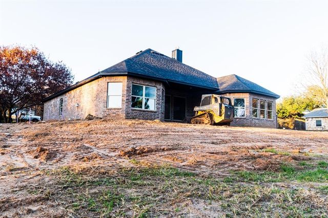 New construction Single-Family house 3703 Acorn Run, Granbury, TX 76049 - photo 30