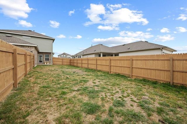 New construction Single-Family house 8308 Daisy Cutter Xing, Georgetown, TX 78626 - photo 35