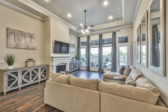 New construction Single-Family house 19219 Spotted Bass Lane, Cypress, TX 77433 - photo 16