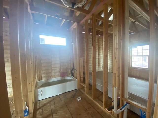 New construction Single-Family house 324 Smart Strike Court, Granbury, TX 76049 - photo 9