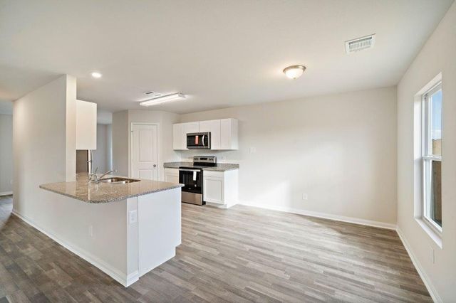 New construction Single-Family house 10071 Cerritos Drive, Conroe, TX 77306 - photo 3