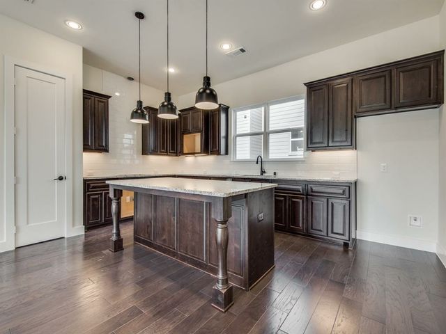 New construction Single-Family house 47, 2512 Carolwood Lane, Dallas, TX 75212 - photo 2