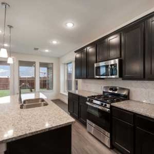 New construction Single-Family house 8108 Copper Prairie Bend, 7901 Tessera Parkway, Lago Vista, TX 78645 - photo 15