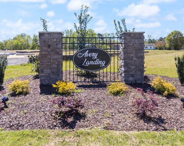 Avery Landing by Neuse River Homes in Smithfield - photo
