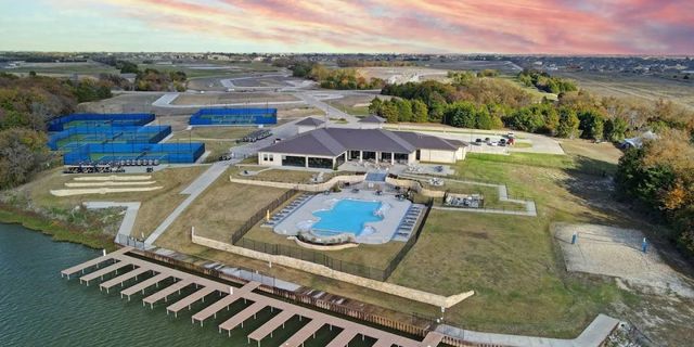 Heath Golf And Yacht Club by Partners in Building in Heath - photo