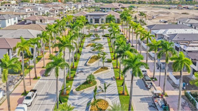 Urbana: 2-Story Townhomes by Lennar in Doral - photo