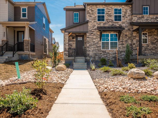 Prospect Village at Sterling Ranch: Paired Homes by Meritage Homes in Littleton - photo