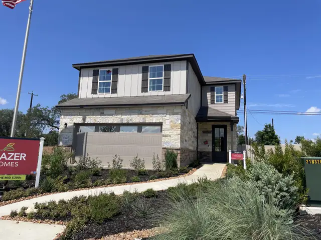 Veranda: Landmark Collection by Beazer Homes in San Antonio - photo