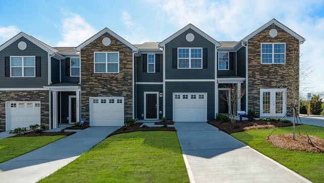 Fergus Crossing Townhomes by D.R. Horton in York - photo