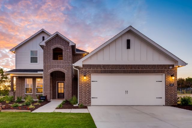 Holbrook Farm by Riverside Homebuilders in Springtown - photo