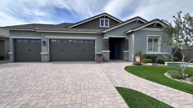 Sonoma Coast at Escalante by Fulton Homes in Surprise - photo