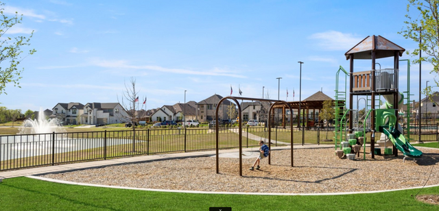 Creekside by UnionMain Homes in Royse City - photo