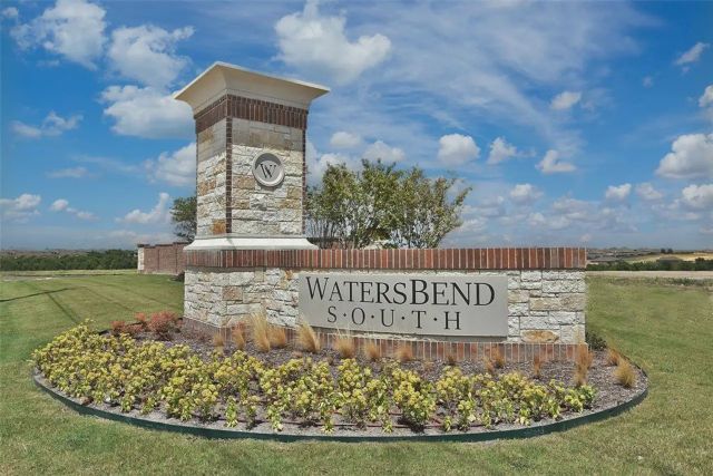 Watersbend by D.R. Horton in Fort Worth - photo