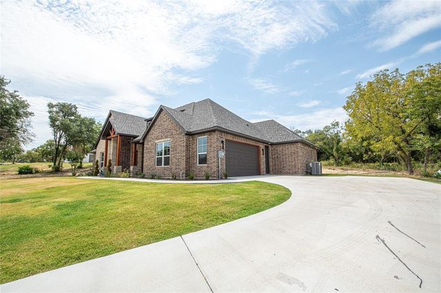 Shady Creek Estates Azle by LBK Home in Azle - photo