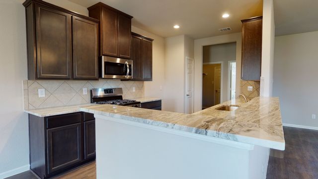 New construction Single-Family house Floor Plan 1500, 4120 W Bayou Maison Circle, Dickinson, TX 77539 - photo 26