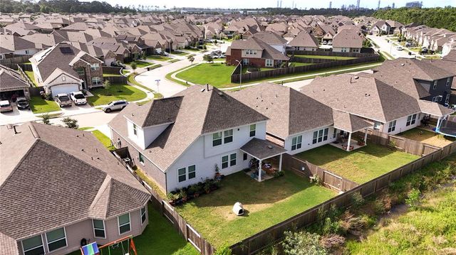 Hunters Creek by Anglia Homes in Baytown - photo