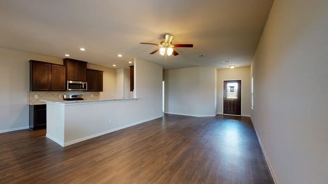 New construction Single-Family house Floor Plan 1500, 4120 W Bayou Maison Circle, Dickinson, TX 77539 - photo 42