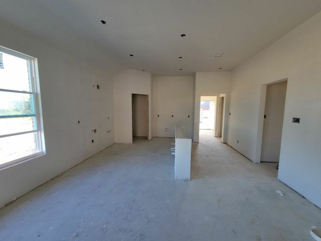 New construction Single-Family house 14100 Lapetus Drive, Fort Worth, TX Havasu III - photo 4