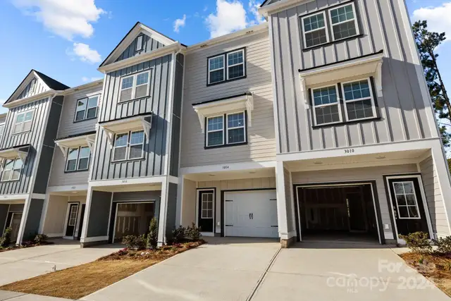 Sycamore Trail Townhomes by Prosperity Builders in Matthews - photo