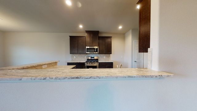 New construction Single-Family house Floor Plan 1500, 4120 W Bayou Maison Circle, Dickinson, TX 77539 - photo 38