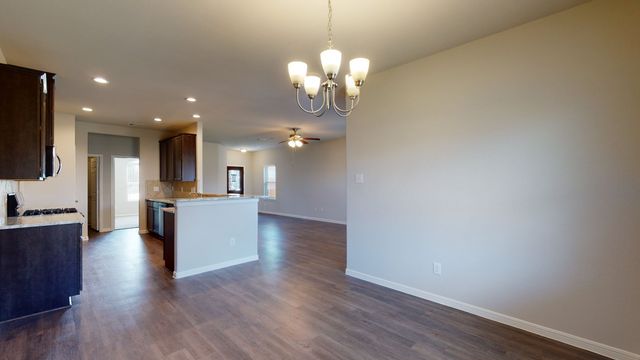 New construction Single-Family house Floor Plan 1500, 4120 W Bayou Maison Circle, Dickinson, TX 77539 - photo 14