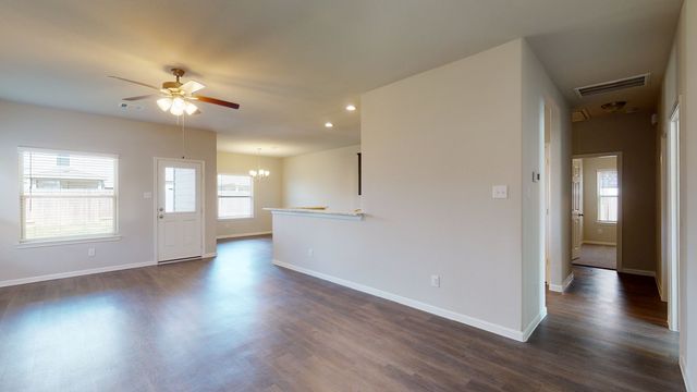 New construction Single-Family house Floor Plan 1500, 4120 W Bayou Maison Circle, Dickinson, TX 77539 - photo 11