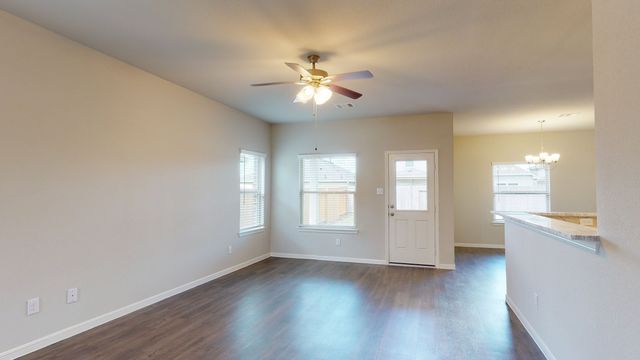 New construction Single-Family house Floor Plan 1500, 4120 W Bayou Maison Circle, Dickinson, TX 77539 - photo 21