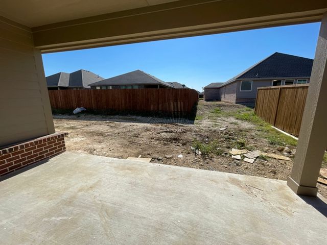 New construction Single-Family house 2021 Bellatrix Drive, Fort Worth, TX San Saba III - photo 15